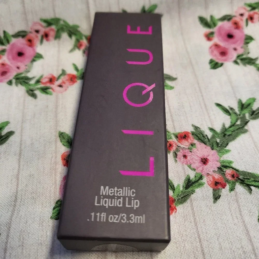 Lique Metallic Liquid Lip Gloss Flirt